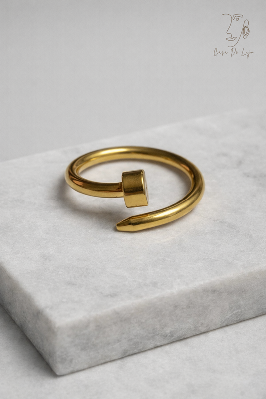 Arc Nail Ring