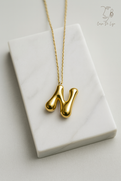 The Golden Contour initial necklace